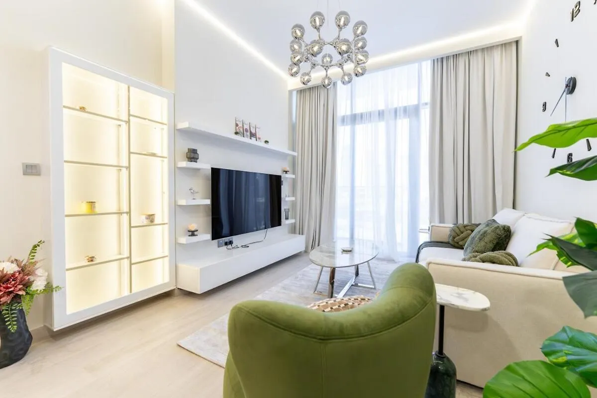 Veluxa - 2Bed With Skyline View In Azizi Riviera Apartment Dubai