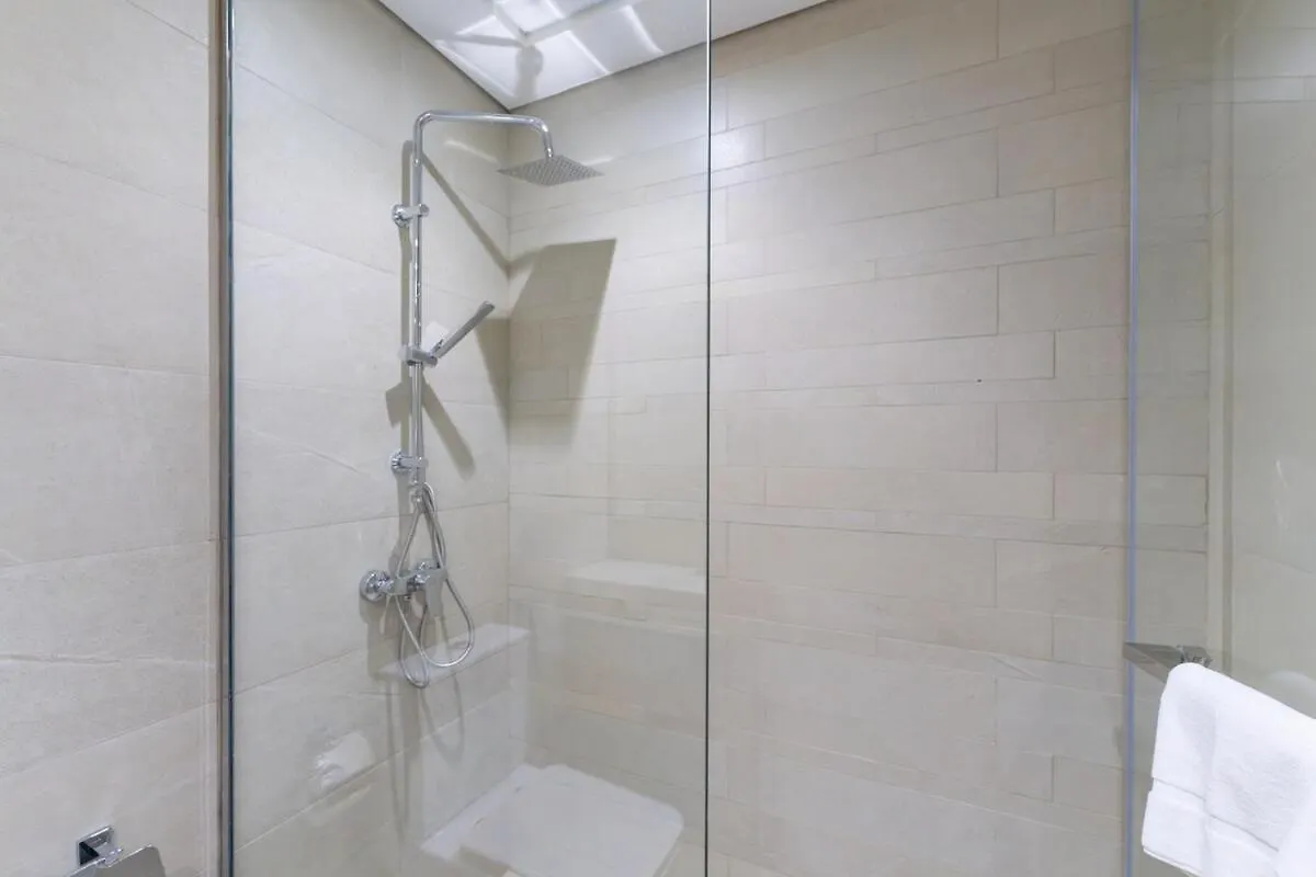 Veluxa - 2Bed With Skyline View In Azizi Riviera Apartment Dubai United Arab Emirates