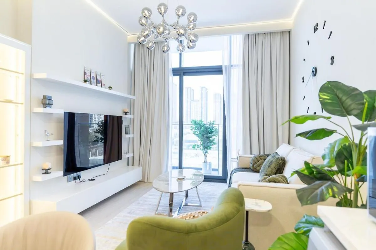 Veluxa - 2Bed With Skyline View In Azizi Riviera Apartment Dubai