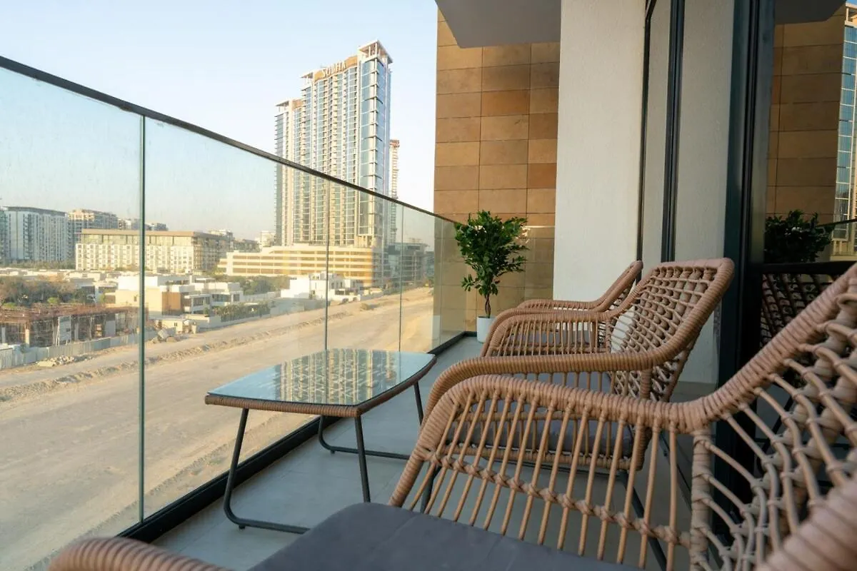 Veluxa - 2Bed With Skyline View In Azizi Riviera Apartment Dubai