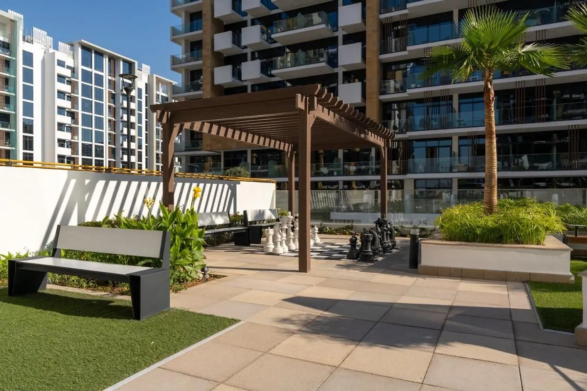 Veluxa - 2Bed With Skyline View In Azizi Riviera Apartment Dubai