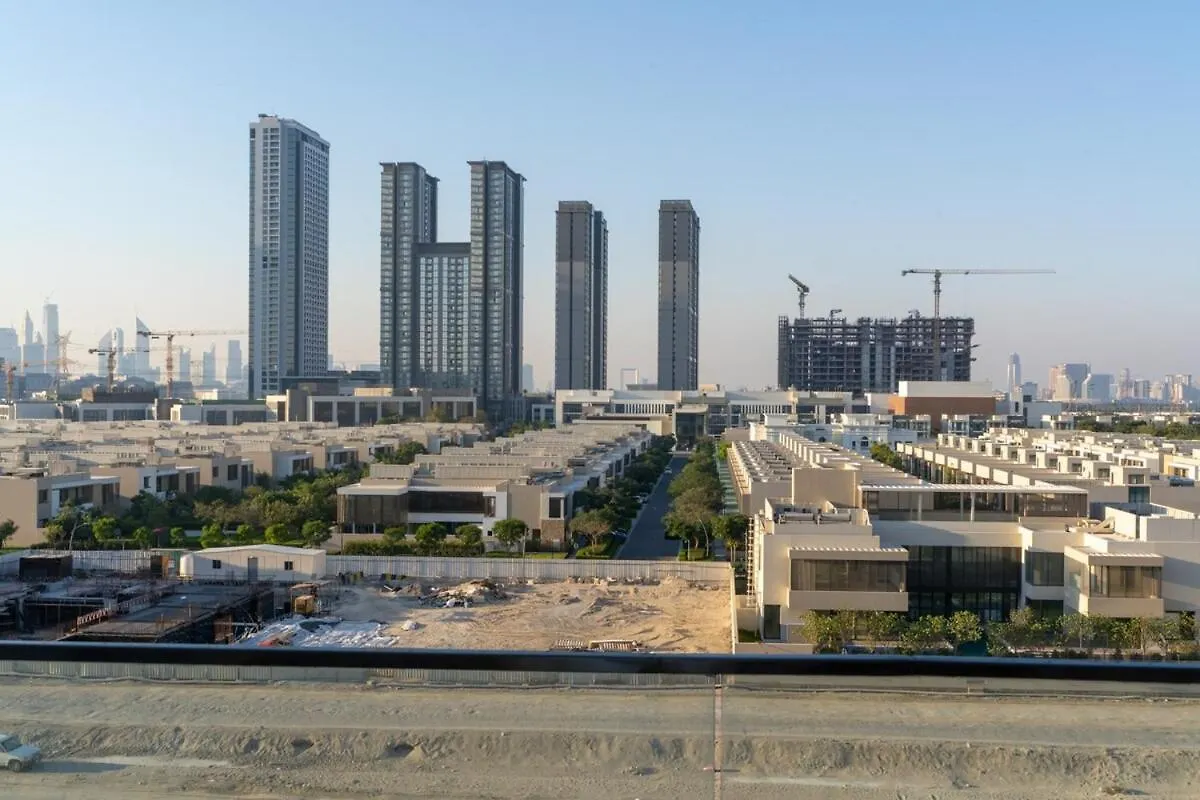 Appartamento Veluxa - 2Bed With Skyline View In Azizi Riviera Dubai