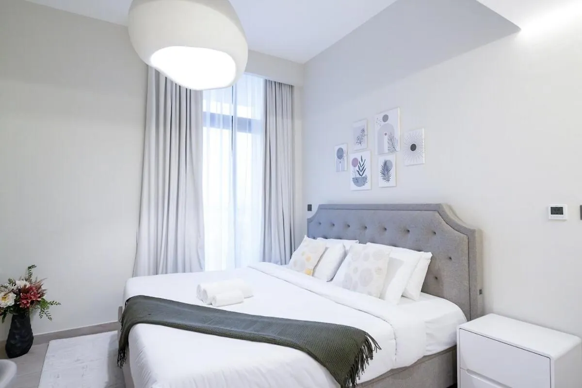 Appartamento Veluxa - 2Bed With Skyline View In Azizi Riviera Dubai