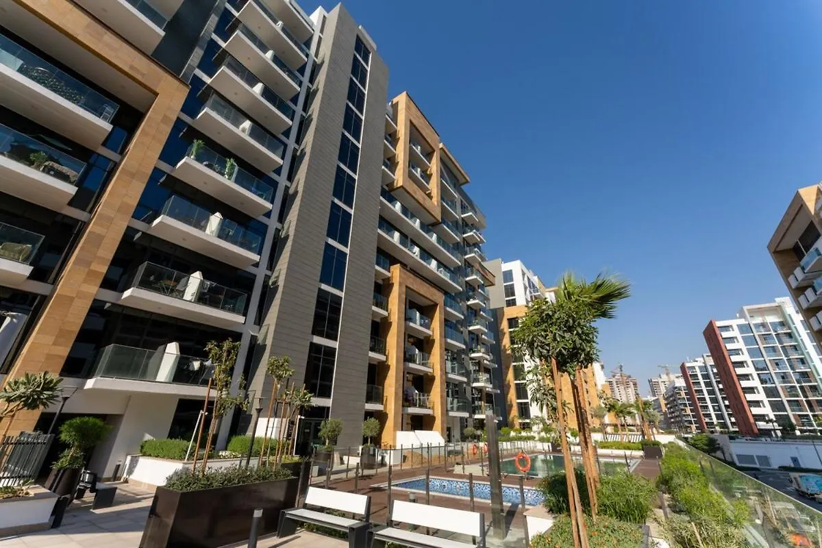 Appartamento Veluxa - 2Bed With Skyline View In Azizi Riviera Dubai