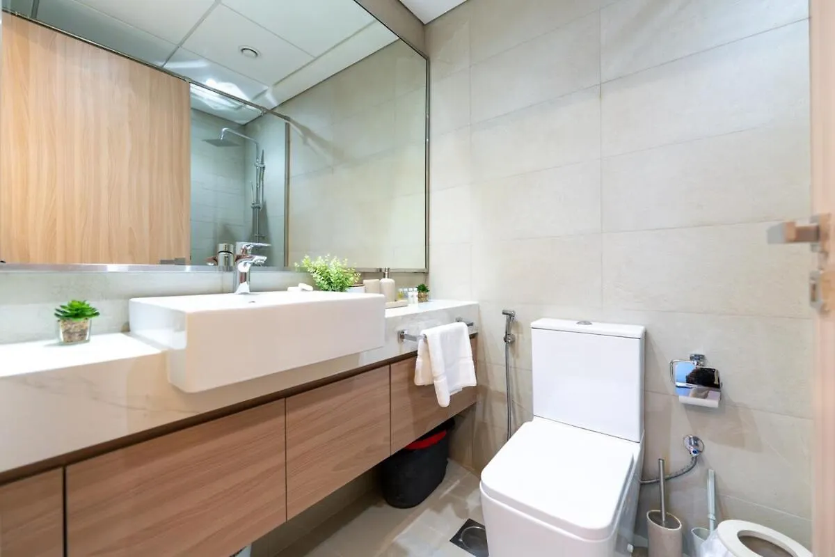 Appartamento Veluxa - 2Bed With Skyline View In Azizi Riviera Dubai