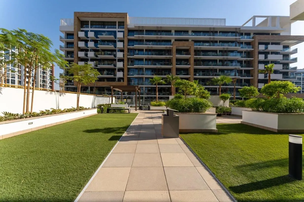 Veluxa - 2Bed With Skyline View In Azizi Riviera Apartment Dubai 0*,  United Arab Emirates